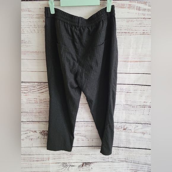 Zara S8 Pinstriped Pull on Pants - Picture 2 of 4